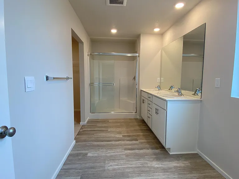 4813 Milo Ave NE — Photo 24