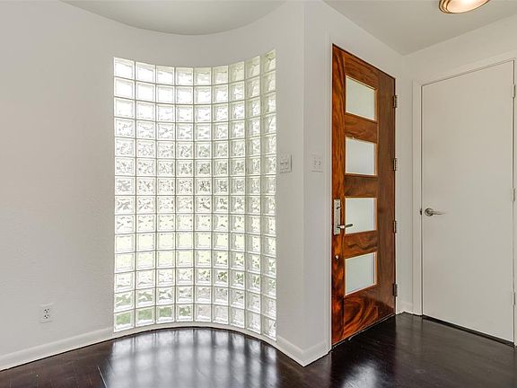 4th image of 4593 Belfort Ave