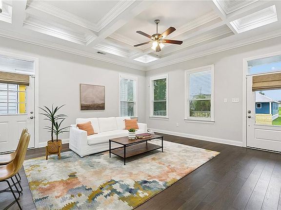 3rd image of 4731 New Orleans St