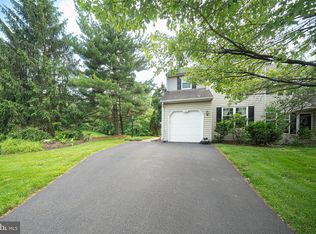1101 Oxford Cir, Lansdale, PA 19446