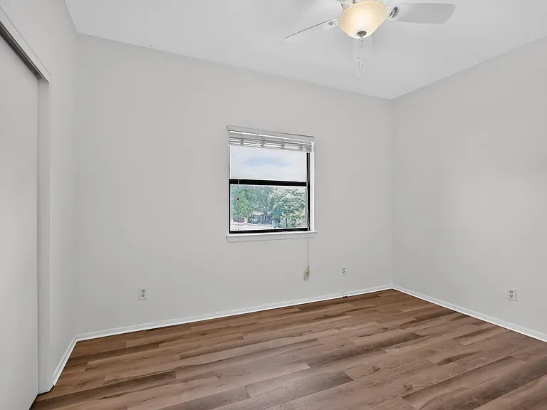 5701 Scout Blf — Photo 19