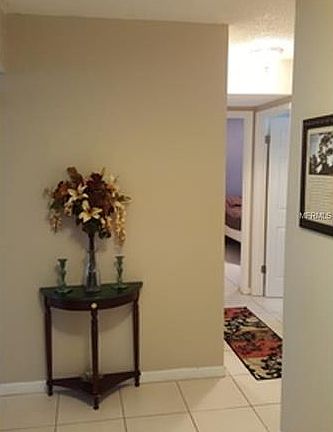 4th image of 210 E Desoto St #2