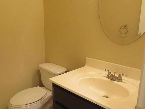 5th image of 7207 S 8th Pl