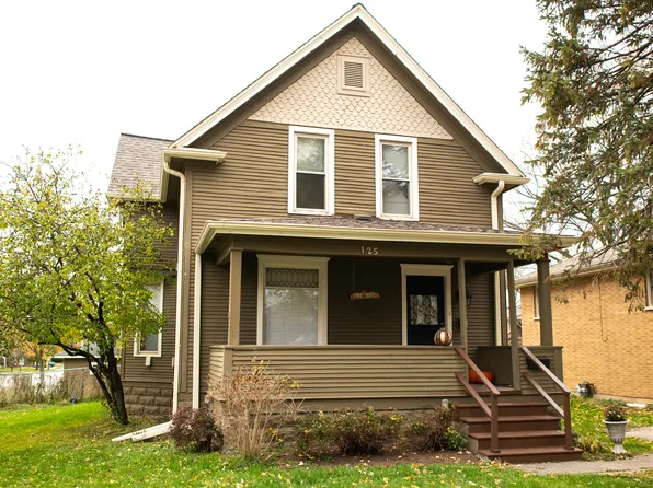 125 S 13th St, St Charles, IL 60174