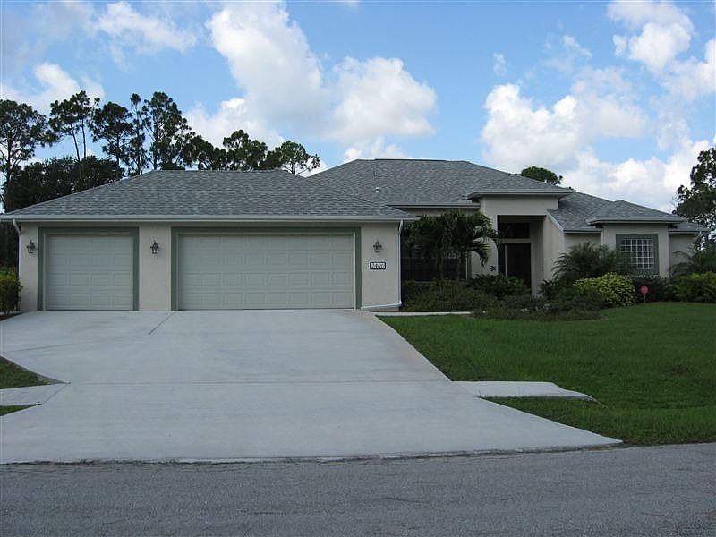 1st image of 2400 SW Indigo Ln