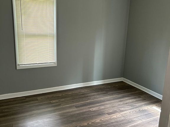 5th image of 11414 Mettetal St