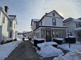 136 E 5th Ave, Lancaster, OH 43130