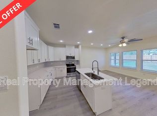 1009 Dubois St, Denison, TX 75020