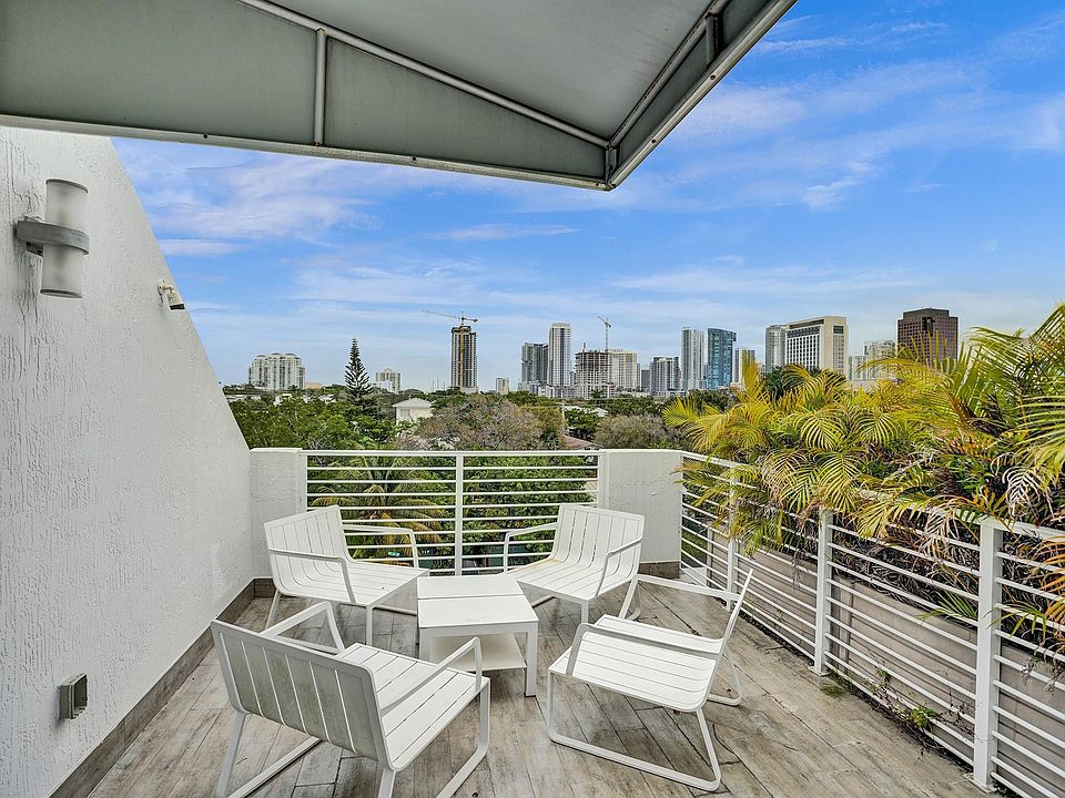 1st image of 1000 SW 4th Avenue