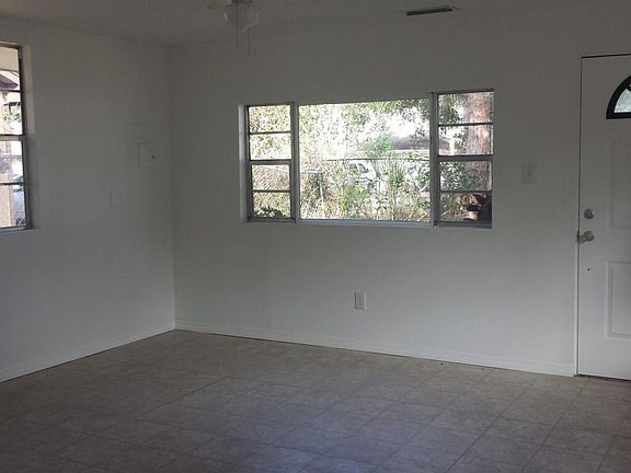 2nd image of 5126 Isabelle Ave