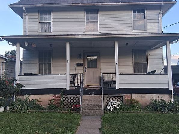 224 7th Ave