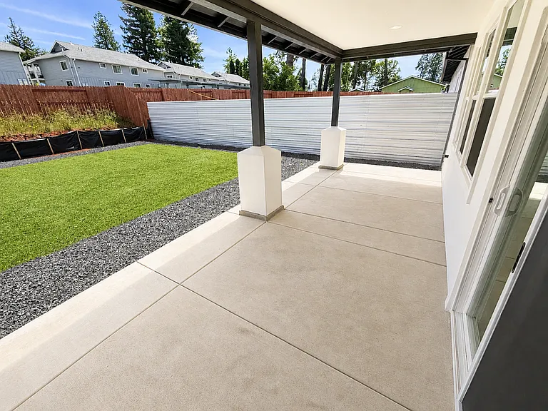 5876 Copeland Rd — Photo 35