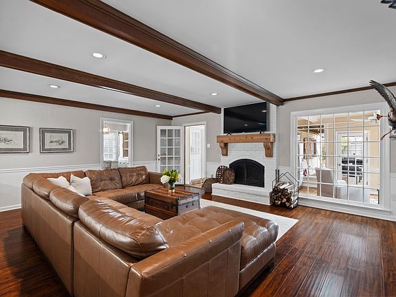 5th image of 7648 Stout Rd