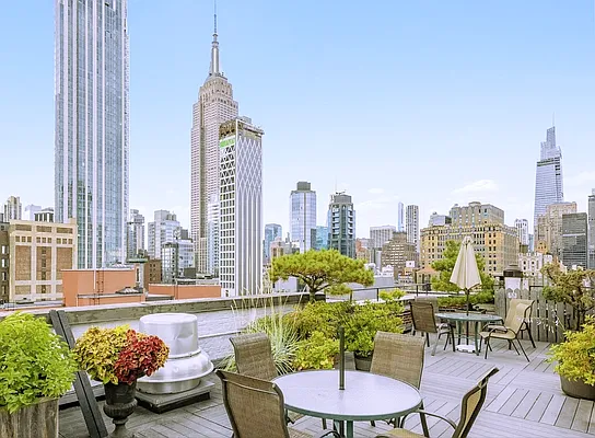 Rented by Mallan Real Estate Inc | media 23