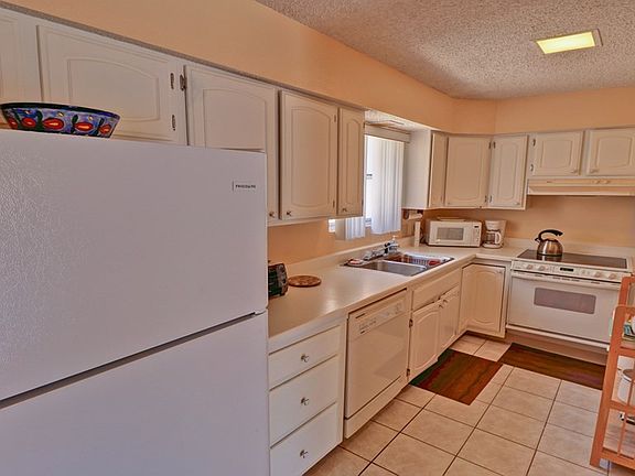 5th image of 112 E Coronado Dr