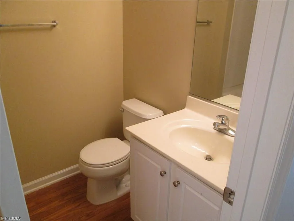 2 bed, 1128 sqft, $1,150 — Photo 3