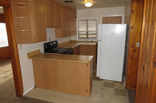 Unit 1018 - Kitchen