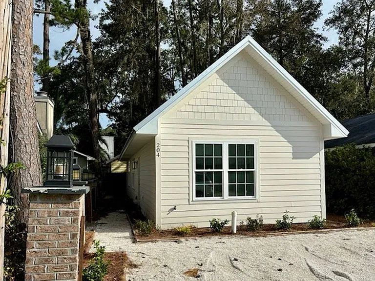 316 Palm St — Photo 2
