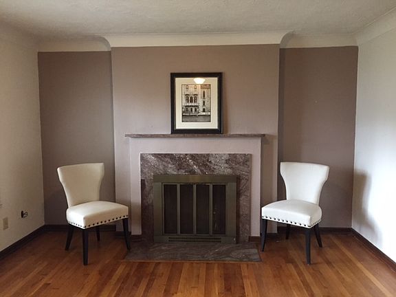 2nd image of 1499 Ashland Ave