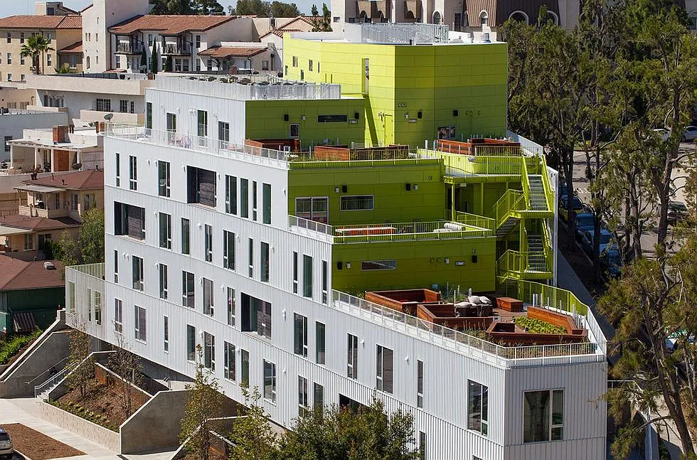 Village Lofts — Photo 1