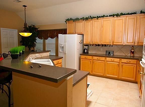 4th image of 2705 Grand Canyon Ct