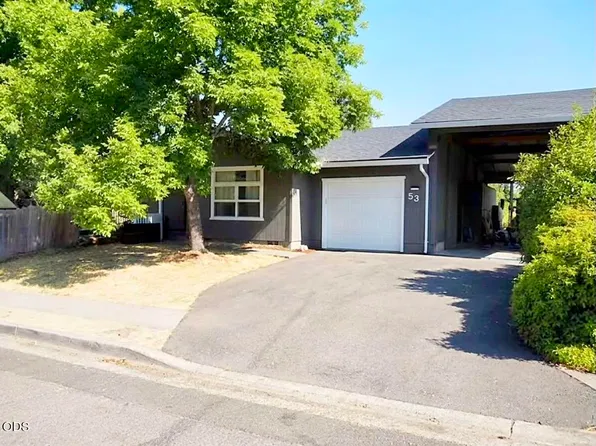 53 Betty Jo Way, Talent, OR 97540