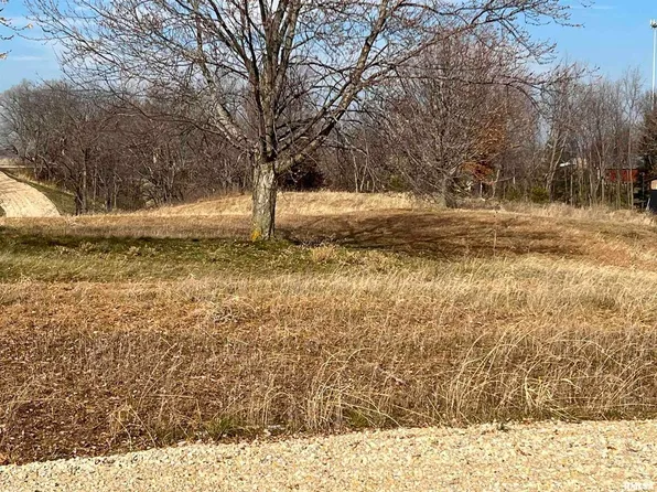 2 277th Ave #Le, Le Claire, IA 52753