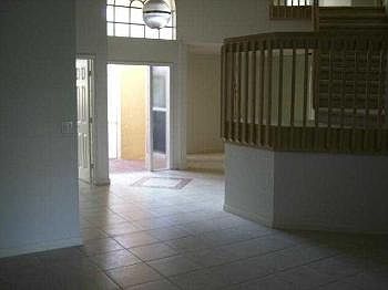 2nd image of 5241 Windsor Parke Dr