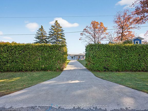 3rd image of 1420 Tiny Beaches Rd N