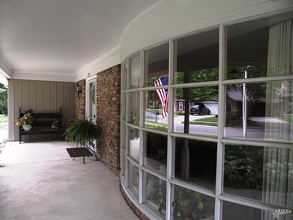 2nd image of 1721 Forest Valley Dr