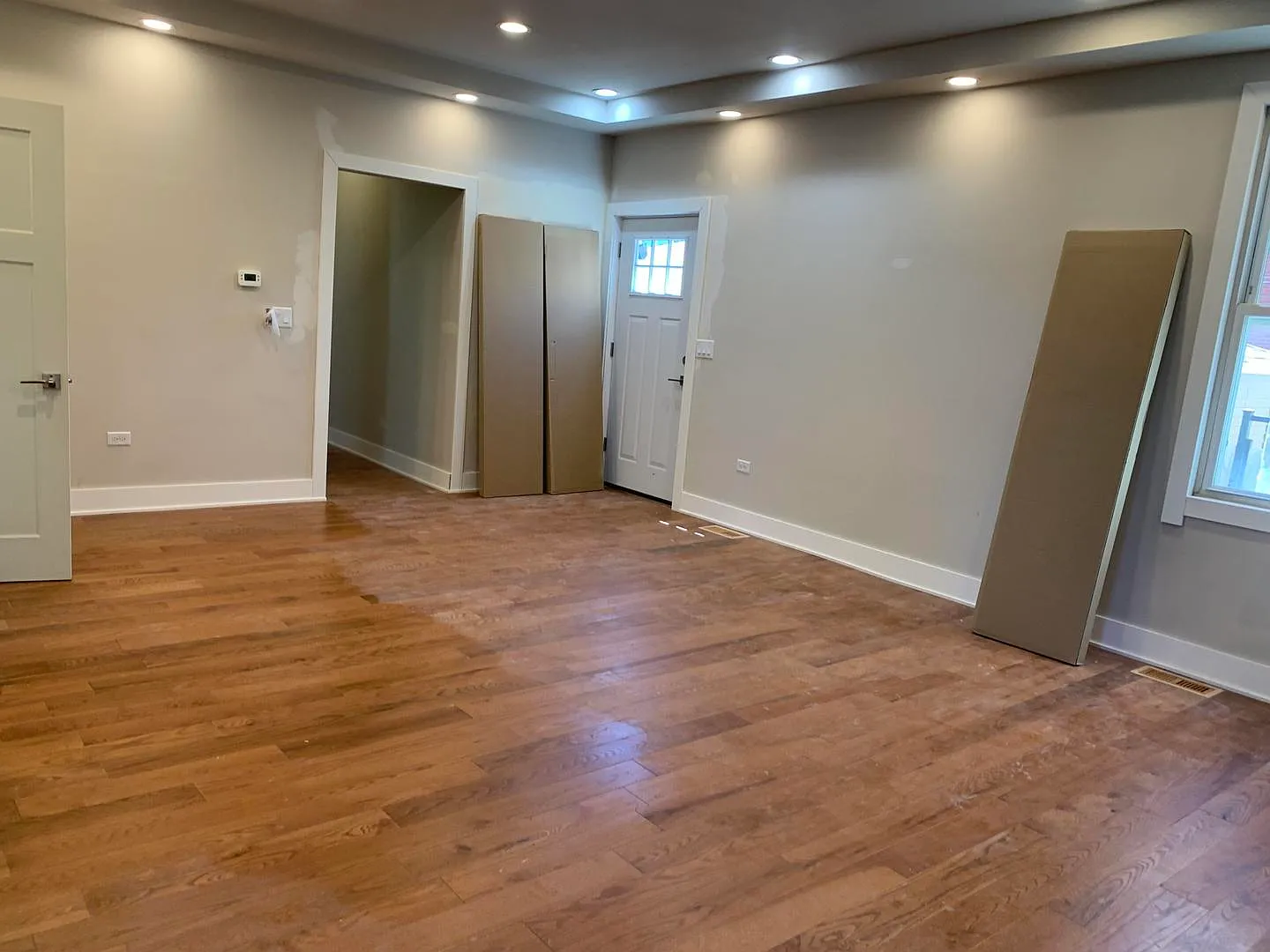 2 bed, 2896 sqft, $3,299 — Photo 4