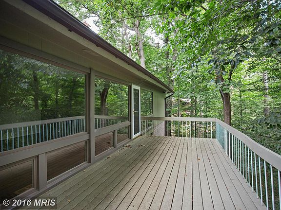 5th image of 8803 Mansion Farm Pl