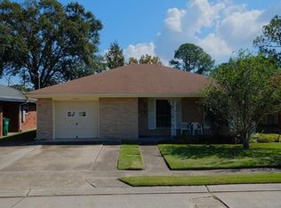 1105 E William David Pkwy, Metairie, LA 70005