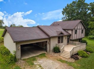 275 Cowpath Rd, Aliquippa, PA 15001