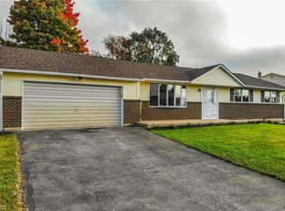 7502 Columbine Rd, Macungie, PA 18062