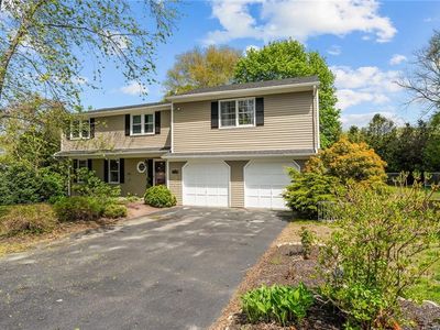 160 Sage Dr, Warwick, RI, 02886