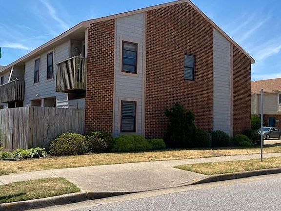 2nd image of 2312 Breakers Ct