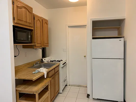 Rented by Prince Real Estate Associates LLC | media 2