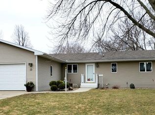 13 Parkwood Pl, Garner, IA 50438