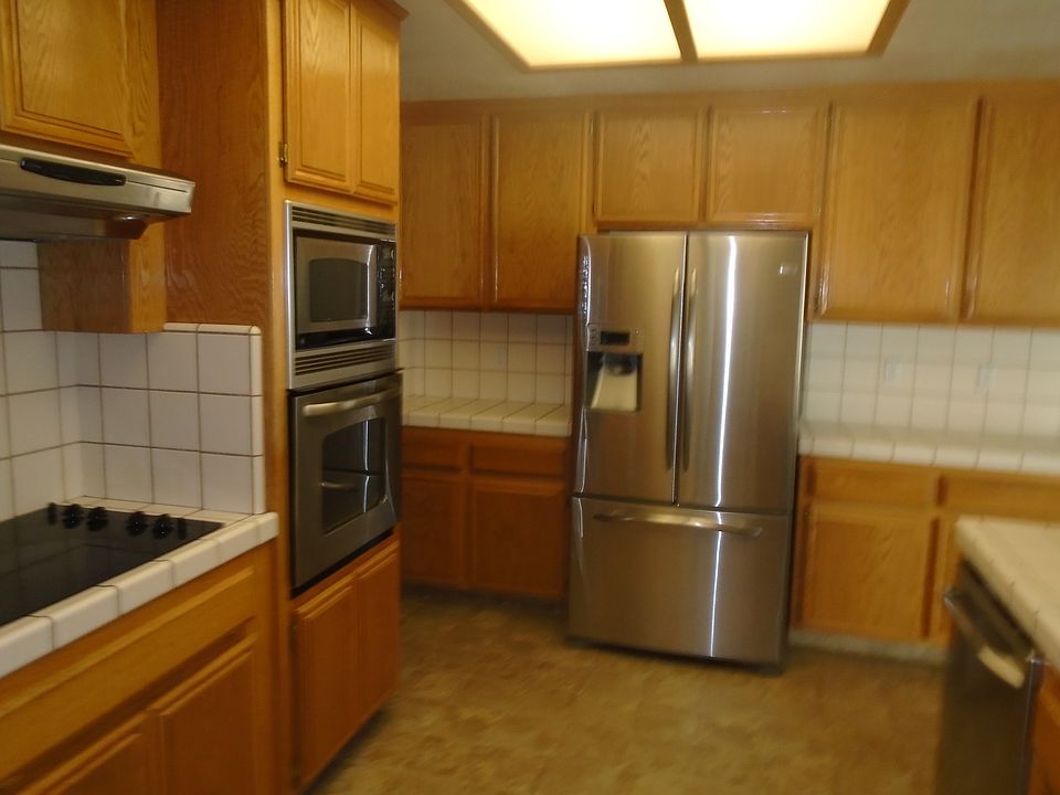 2nd image of 6901 Courtside Cir