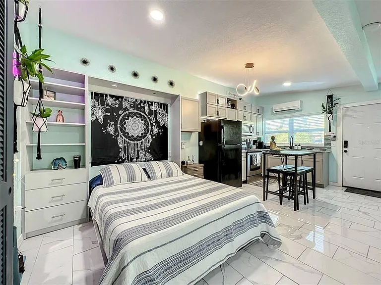 1245 Catalpa Dr #4 — Photo 21