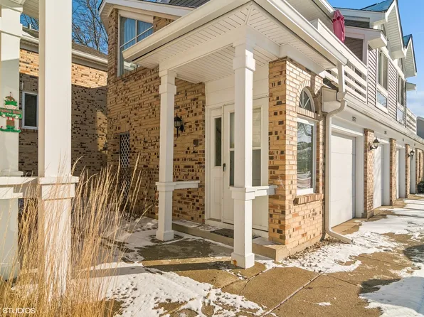 1257 Ranch View Ct Unit 1257, Buffalo Grove, IL 60089