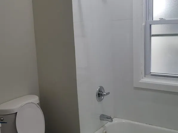 66 9th Ave Floor 2, East Orange, NJ 07018