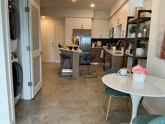 4th image of 2321 SW 18th Ter #A