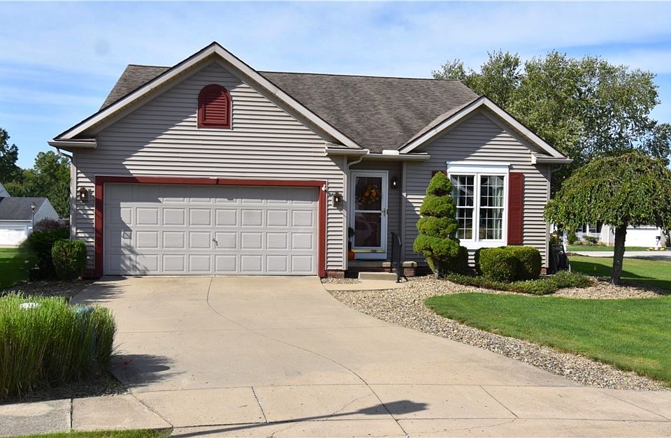 1st image of 200 Potters Cir