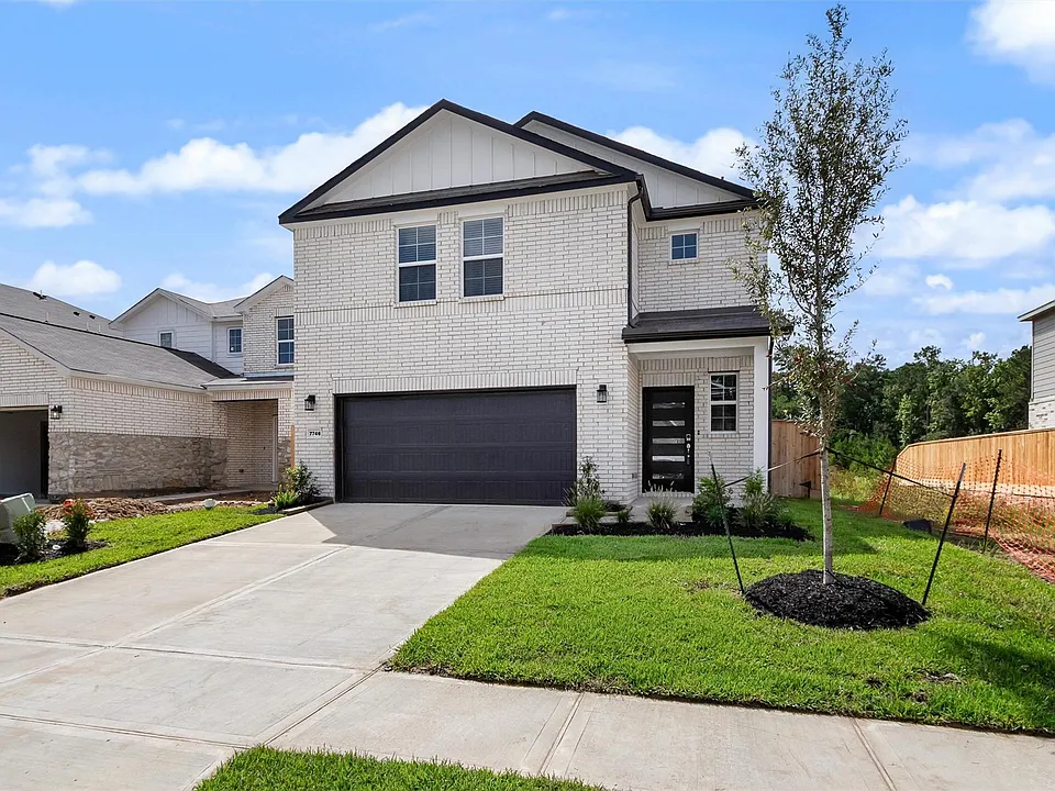 7746 Bergamot Cir