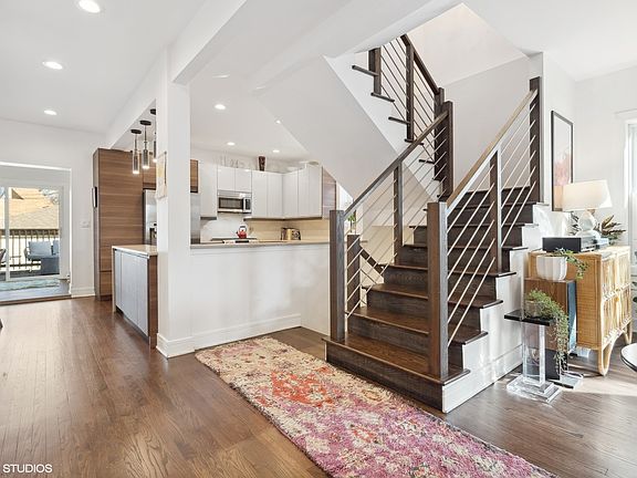 4th image of 5021 N Kennison Ave