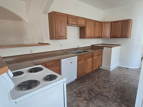4th image of 1113 18th St