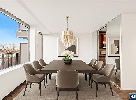 3rd image of 3 Horizon Rd APT G11