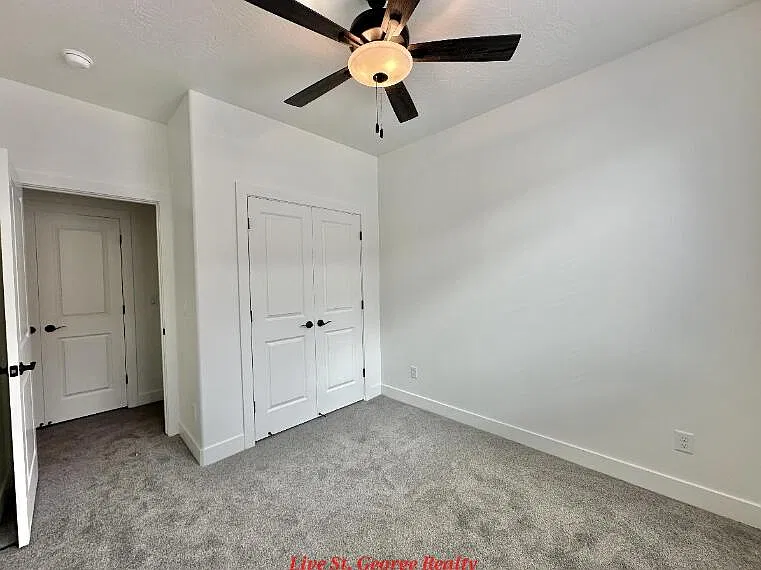4 bed, 1921 sqft, $1,895 — Photo 4